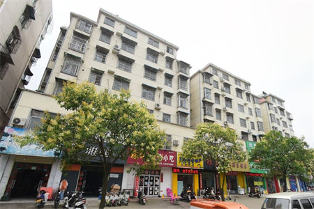 银山小区3室2厅1卫69万108m2中档装修出售